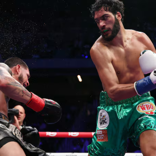 Hamzah Sheeraz, professional boxer
